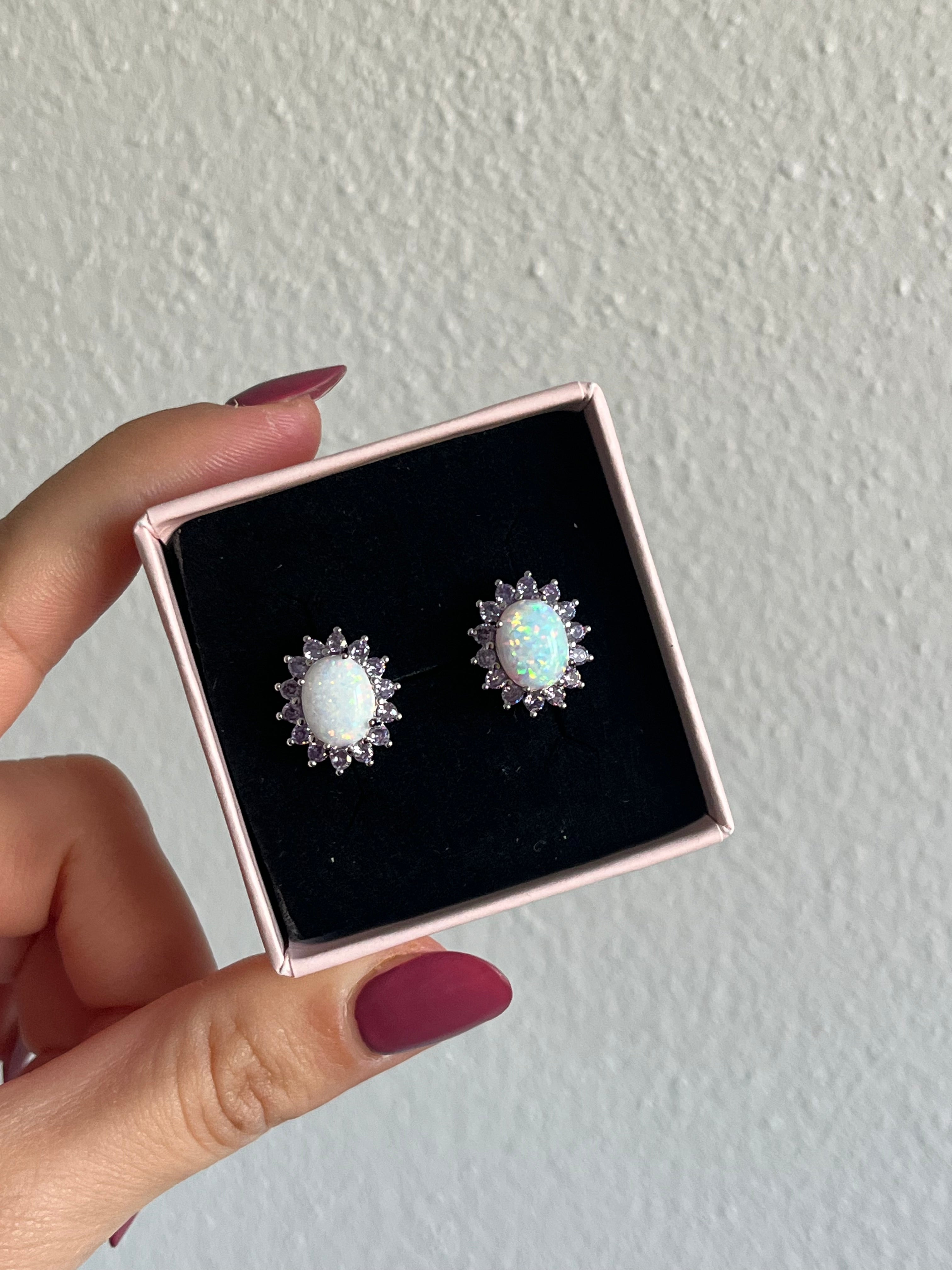 Orecchini Kate lilla e bianco opale